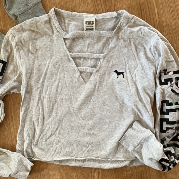 VS gray pullover cropped long sleeve - Picture 2 of 7